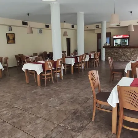 Hotel Alpine Garden 3*